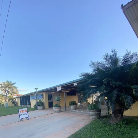Proserpine Motor Lodge Отели в г. Прозерпин