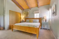 Lake Arrowhead Family Home w/ Game Room - موقف سيارات