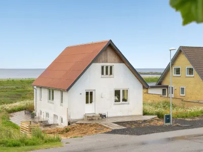 "Thomsen" - 200m to the Inlet