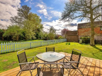 The Nook St James Church 주변 호텔