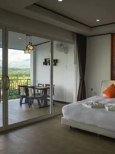 รูปภาพของC View Home