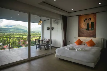 รูปภาพของC View Home