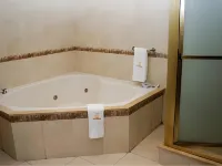 Hotel A&B Internacional - Hot Tub