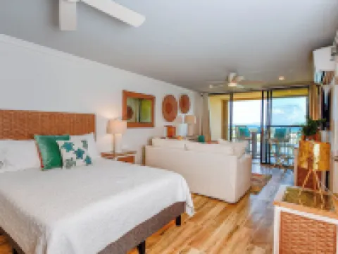 Fairwinds & Following Seas Waterfront Studio • Marina + Sapphire Beach Hoteles en Santo Tomás