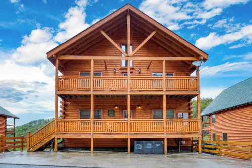 Marco Polo Lodge by AvantStay - Country Houses