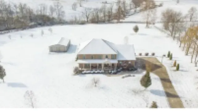 Beautiful farm stay apartment, rural Georgetown KY