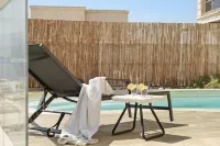 Sea View Penthouse Near the Beach by Sea N' Rent - Homestays