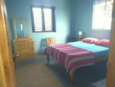Greenheart cottage Hotels near Mopion