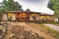 Unparalleled Views, Deck w/ Hottub, Game Room Pool Table Panorama by Avantstay