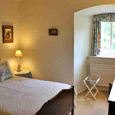 Ingleby Manor - South Front Rooms