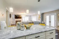 Silver Springs Home Walk to Downtown! Hotels in Silver Spring