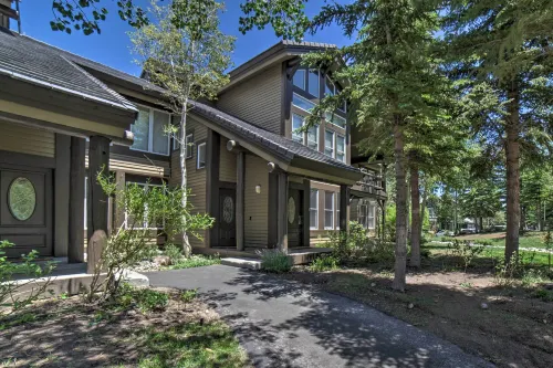 Mammoth Lakes Vacation Rental w/ Community Hot Tub - Kylpylä