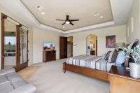 East Mesa Desert and Mountain Views: 5Br, Pool