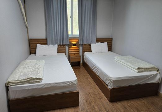 숙소 비교 분석 이미지