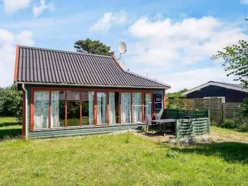 6 Person Holiday Home in Store Fuglede-by Traum