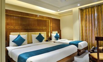 Hotel Grand Plaza in City Centre - at New Delhi Railway Station