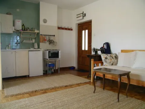 House below old town- by the sea  호텔