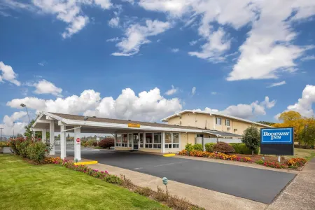 Rodeway Inn Отели рядом с достопримечательностью «Rite Aid»