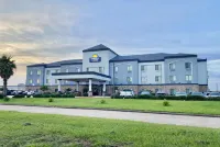 Days Inn & Suites by Wyndham Houston / West Energy Corridor