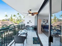 Kolu Honu Stunning Beachfront Condo for 2!