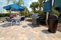 Ocean Hibiscus Retreat For 8 Hotels in Butler Beach