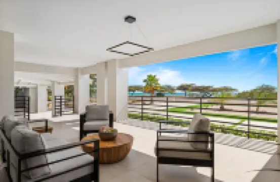 Massive Oceanfront Villa - Spa - Sauna - Gameroom - Malmok!