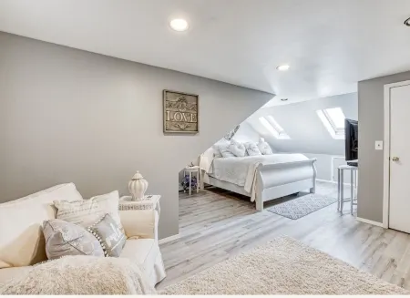 The Sweet Escape-25mi drive to "The Hamptons" Отели рядом с достопримечательностью «Поквотт Бич Фронт»