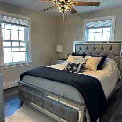 Cozy 2-bedroom apartment in delightful Greenwood Lake with AC, WiFi Rooms