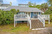 Casa De Chill - Quiet 4 BR w/ Golf Course and Partial Ocean View