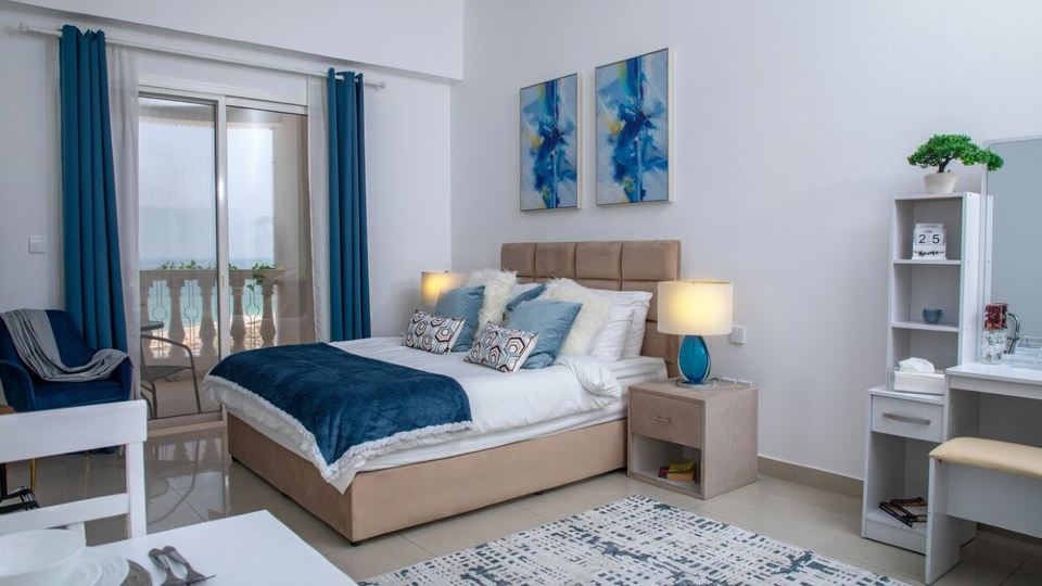 Stunning and Cozy Sea View Studio Apartment
