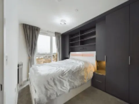 Luxury Entire New Apartment