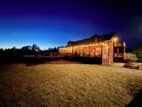 Revilo Moose Ridge Mauston - Smoky Mountain Vibes Meet Wisconsin Winter Magic!