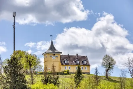 Morgenroethe  Apartment Bright 68 Sqm Living Space with Every Imaginable Comfort