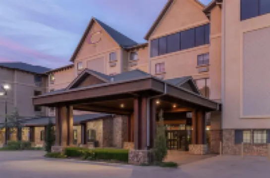 Best Western Plus Cimarron Hotel  Suites Hotels in 