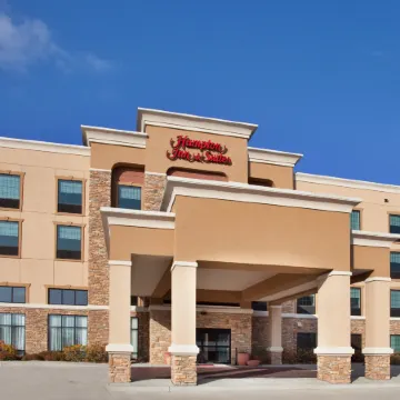 Hampton Inn & Suites St. Cloud