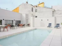 Numa Valencia El Carmen - مسبح على السطح