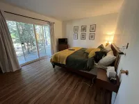 Charming 1-bedroom townhome in welcoming Tahoe City with WiFi