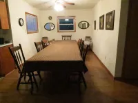 Home Away From HomeQuiet surroundings15 minutes from downtown Milwaukee