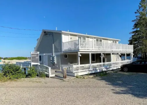 Oceanfront Condo #2 prime location w/ amazing views