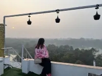 Lake View Studio Retreat