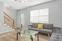 Relaxing & Modern 2 Bdrm UNC/Duke Vacation Home