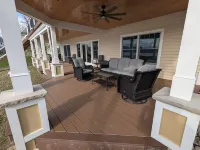 Charming 2-bedroom guest suite right on Keuka Lake with all the comforts of home