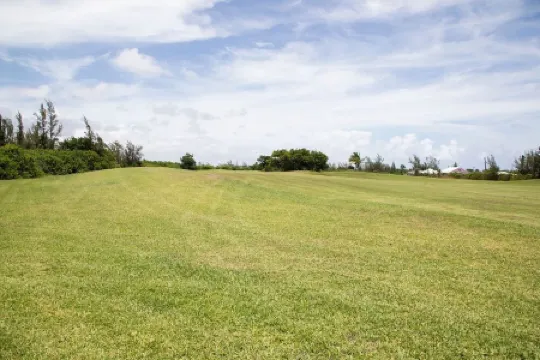 Gorgeous Stay One Block From Beach