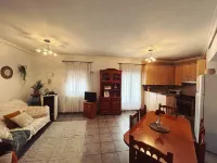 Apartamento en Centro de Bogarra con Vistas al Pueblo y Montaña
