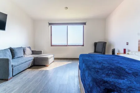 sophie's house Отели рядом с достопримечательностью «Чапала»