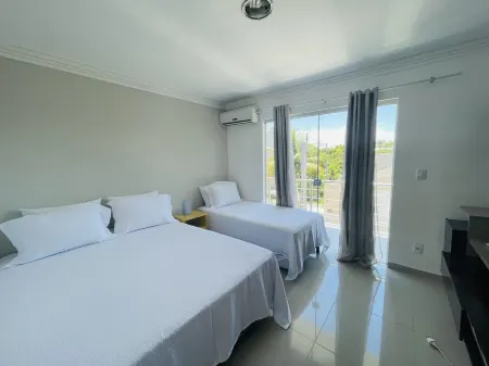 Casa Mar a Vista, Luxury and Comfort Отели рядом с Аэропорт Порту-Сегуру