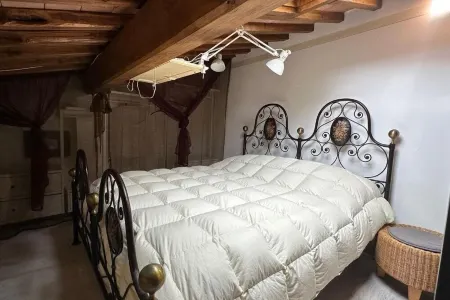 17th century monastery view Florence Отели в г. Каленцано