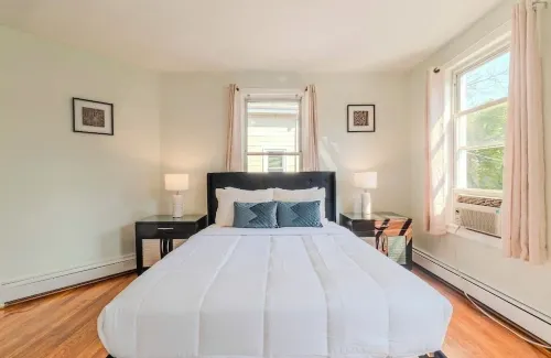 Cozy 4BR near Boston+gameroom