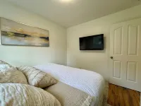 Cultus Lake Blue Beach Bungalow