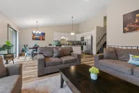 Modern 4BR FirePit Grill 2MI NSC Pet-Friendly!